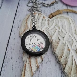 Locket - Black Round