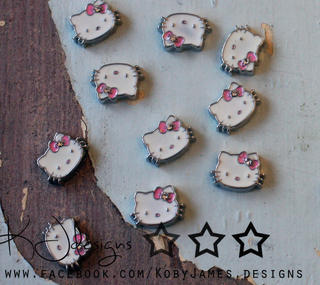 Hello Kitty Charm