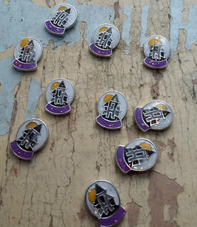 Haunted House Snow Globe Charm