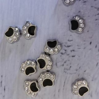 Pawprint Charm