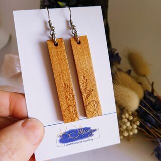 Macrocarpa Poppy Earrings