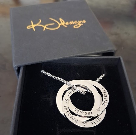 Eternal Links Pendant