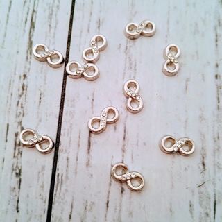 Infinity Charm