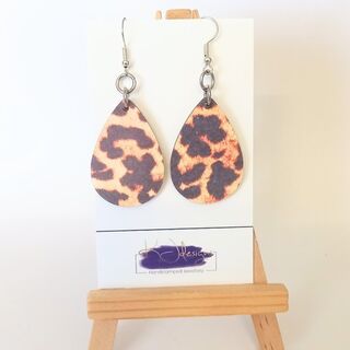 Tear Drop Earrings 67